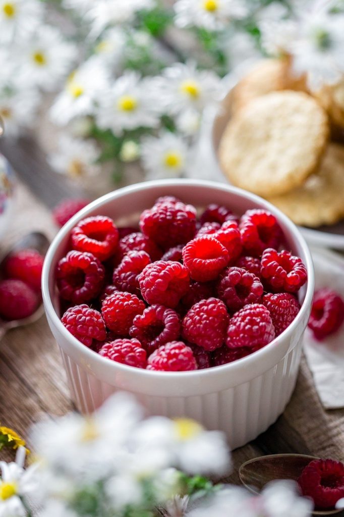 raspberry, berries, ripe-2023403.jpg